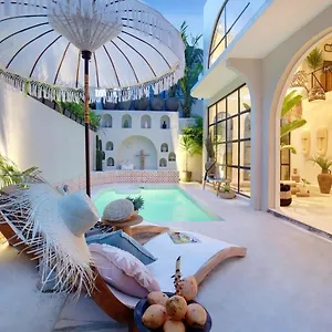 Casa Jondal 1 Bedroom Kerobokan Seminyak